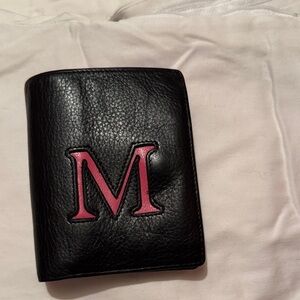 Elegant Black Leather Card Holder with Pink Initial